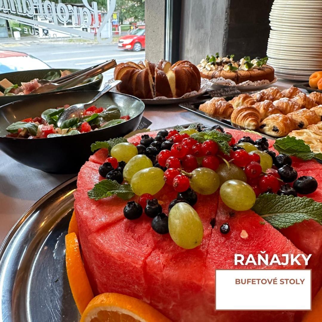 Hotel Europa Komárno Dış mekan fotoğraf